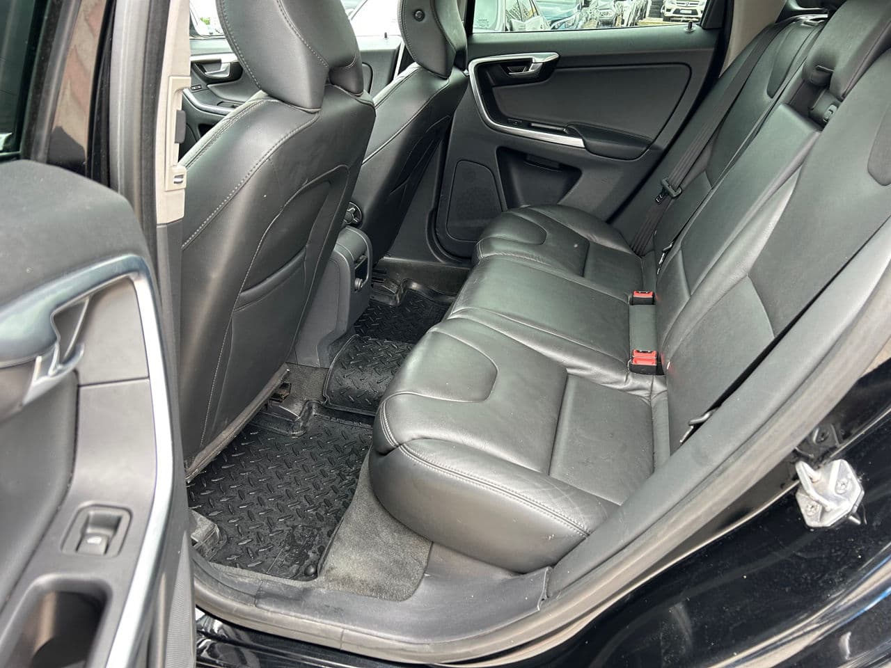 Volvo XC 60 2014 — Миниатюра 16