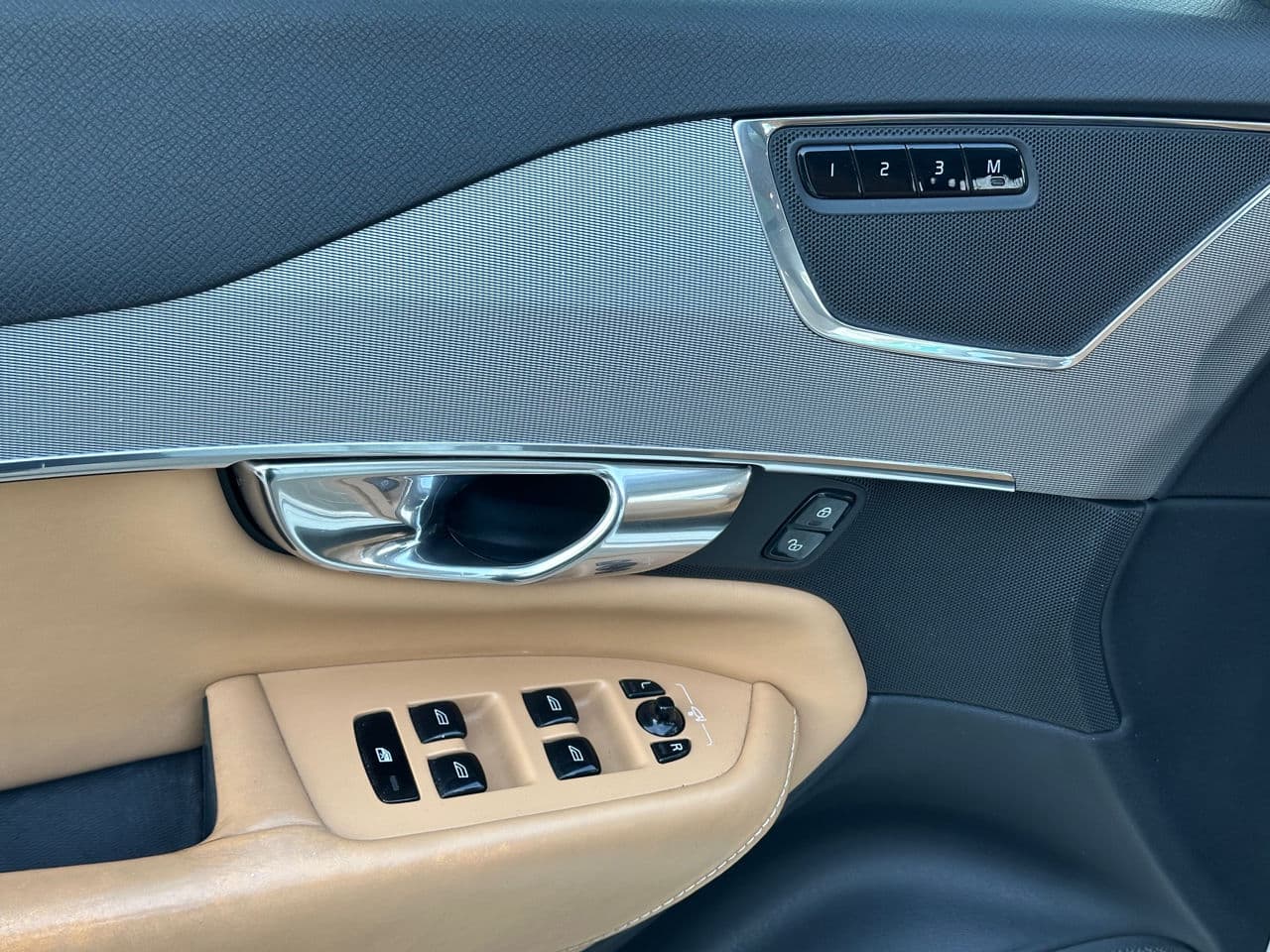 Volvo XC 90 2015 — Миниатюра 20