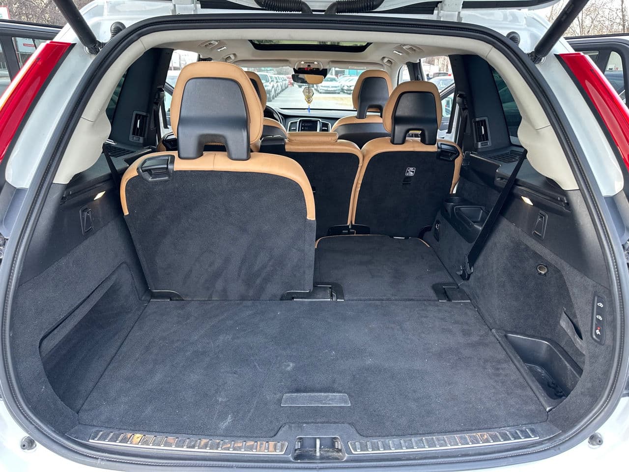 Volvo XC 90 2015 — Миниатюра 10