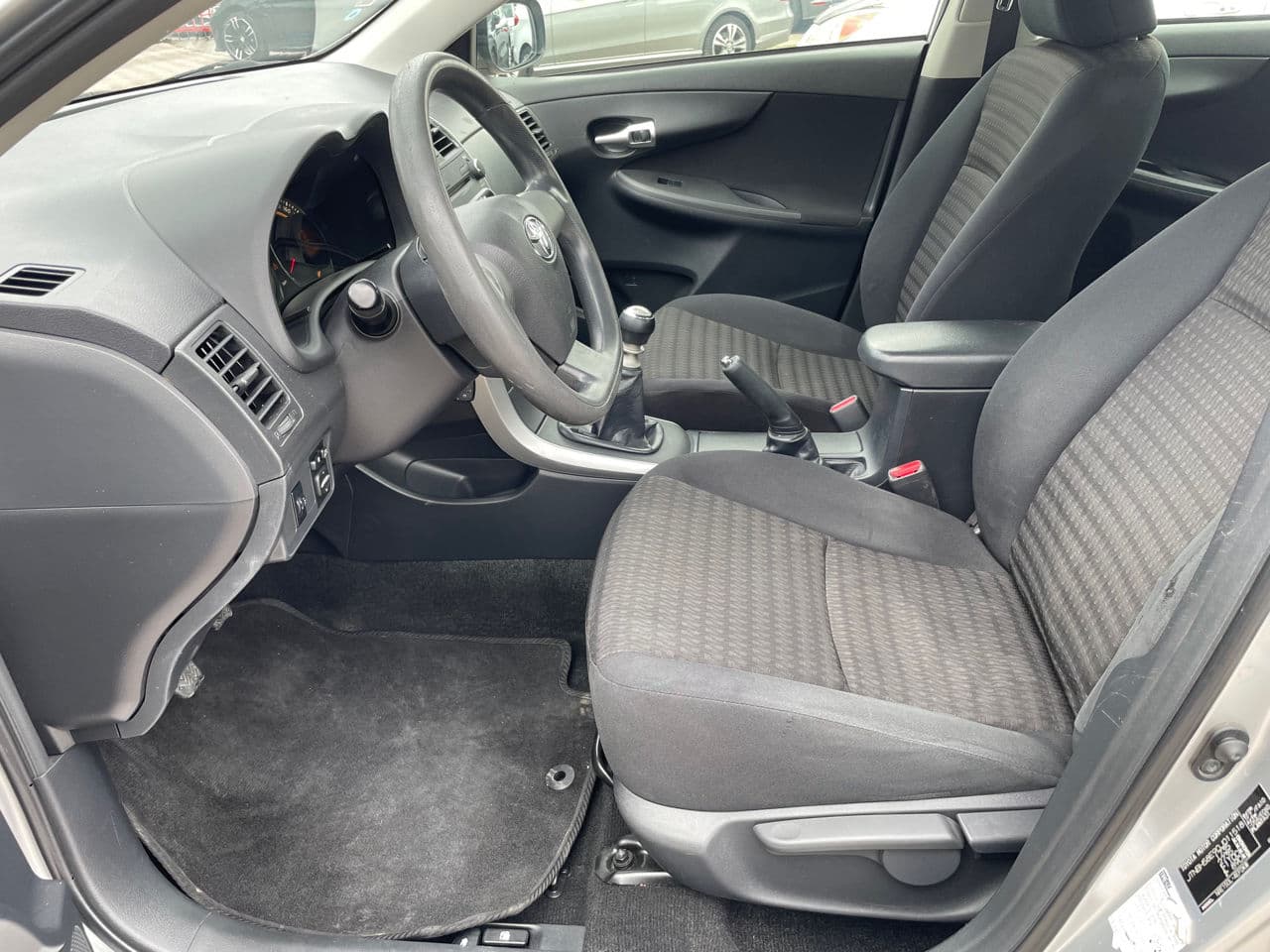 Toyota Corolla 2012 — Миниатюра 5