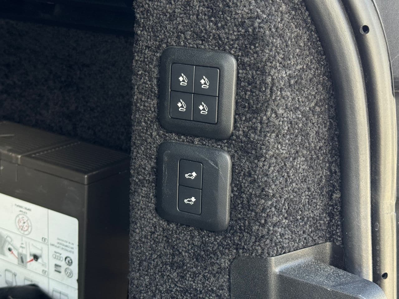 Land Rover Range Rover Vogue 2019 — Миниатюра 20
