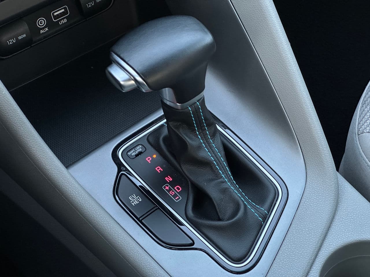 Kia Niro 2019 — Миниатюра 12