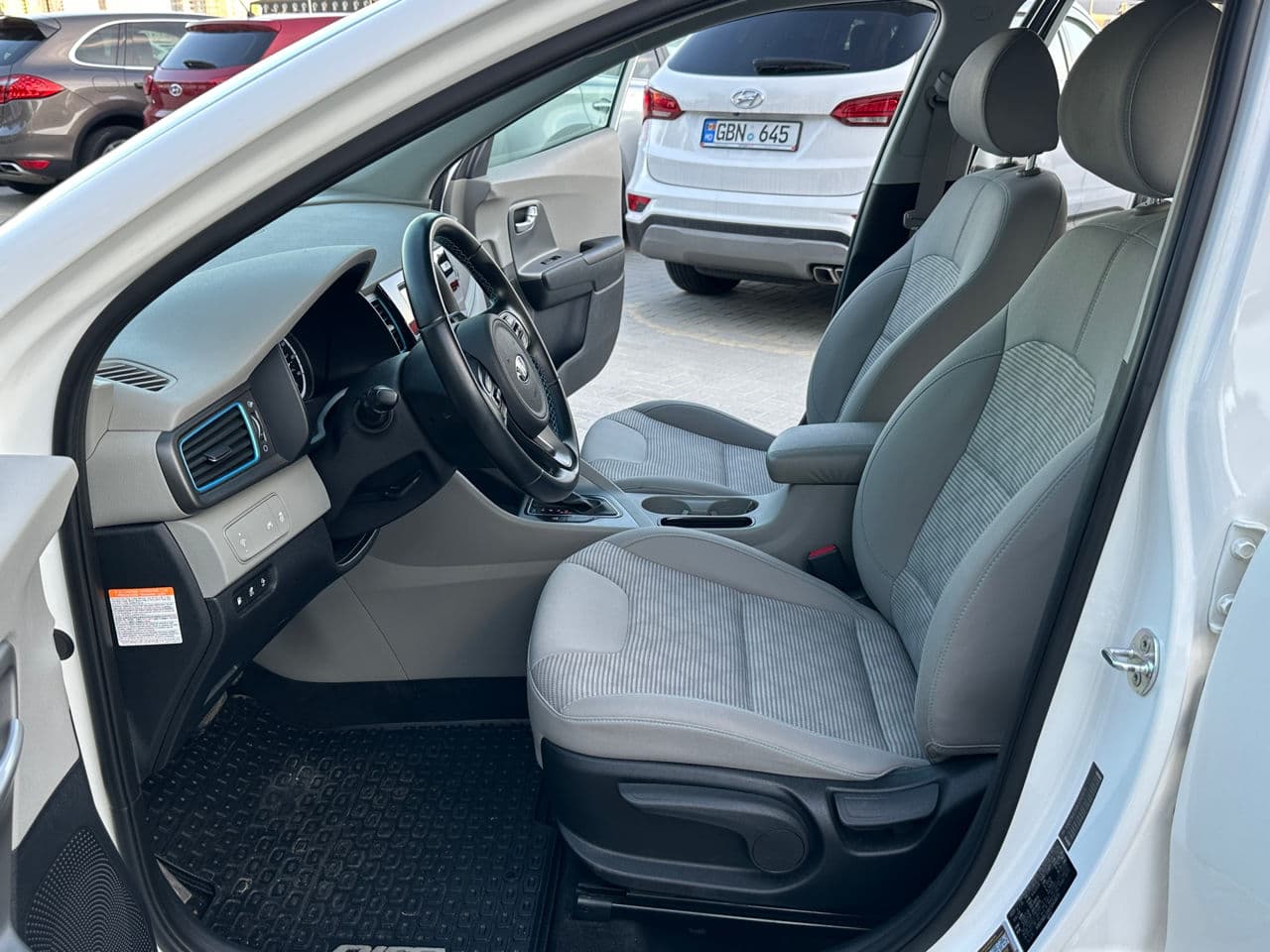 Kia Niro 2019 — Миниатюра 5
