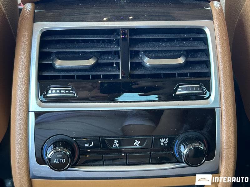 BMW 740e 2017 — Миниатюра 21