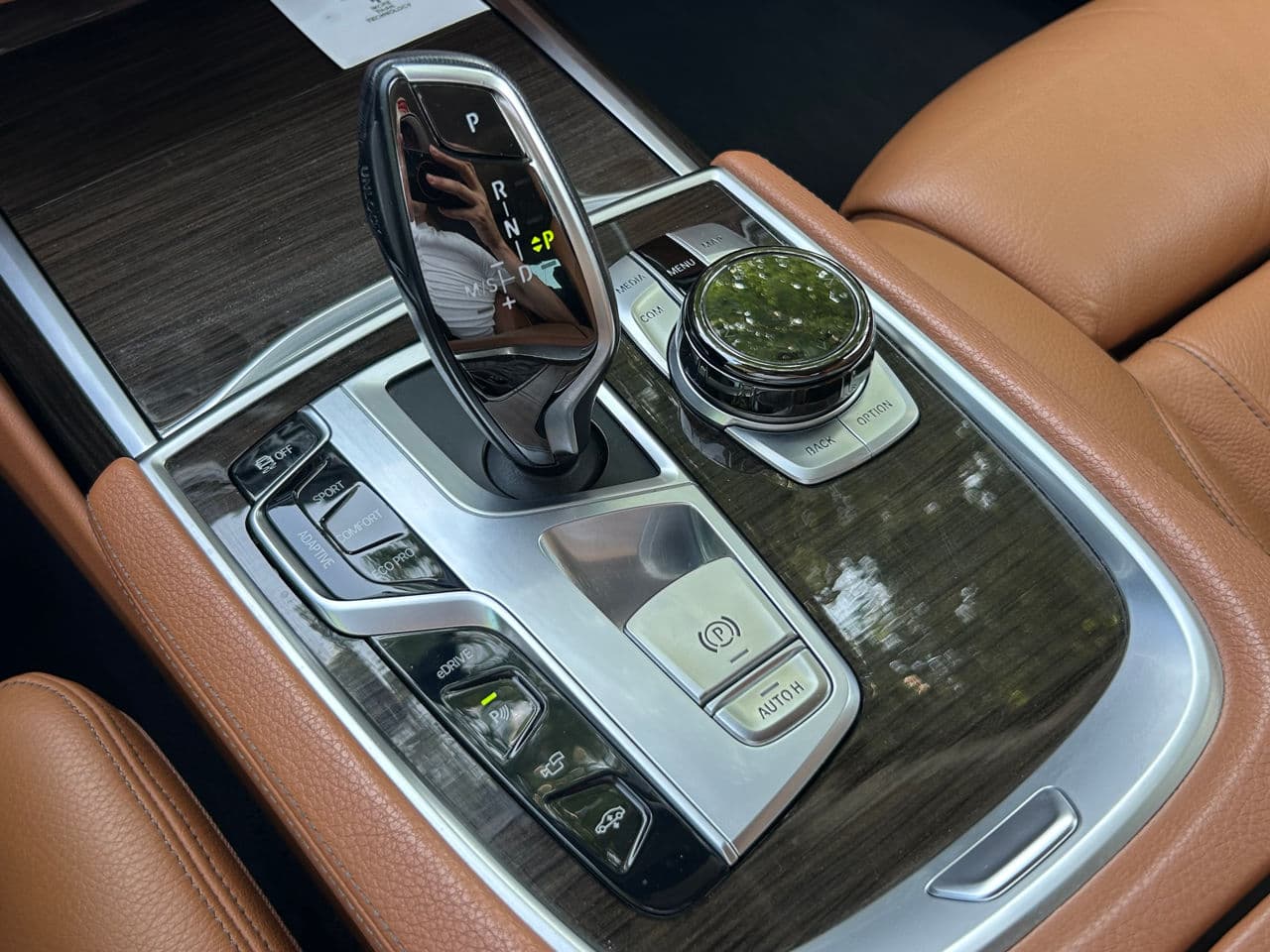 BMW 740e 2017 — Миниатюра 16