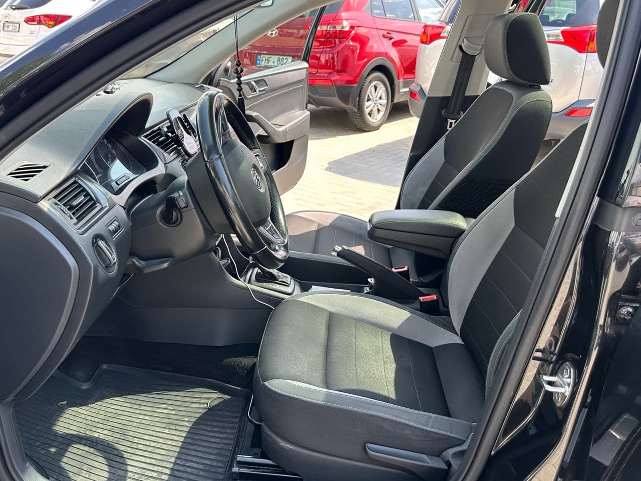Skoda Rapid 2016 — Миниатюра 5