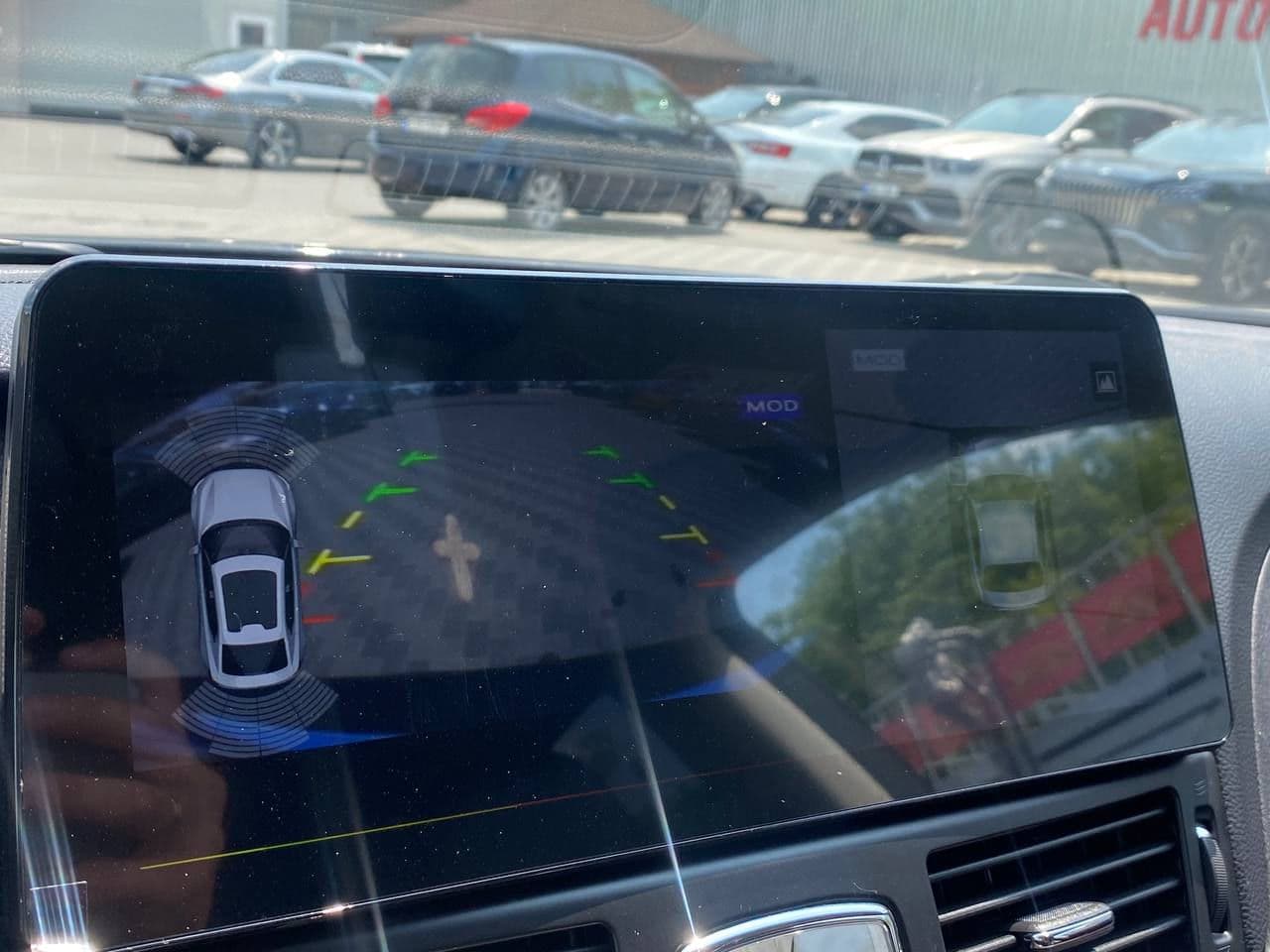 Infiniti Q70 2018 — Миниатюра 12