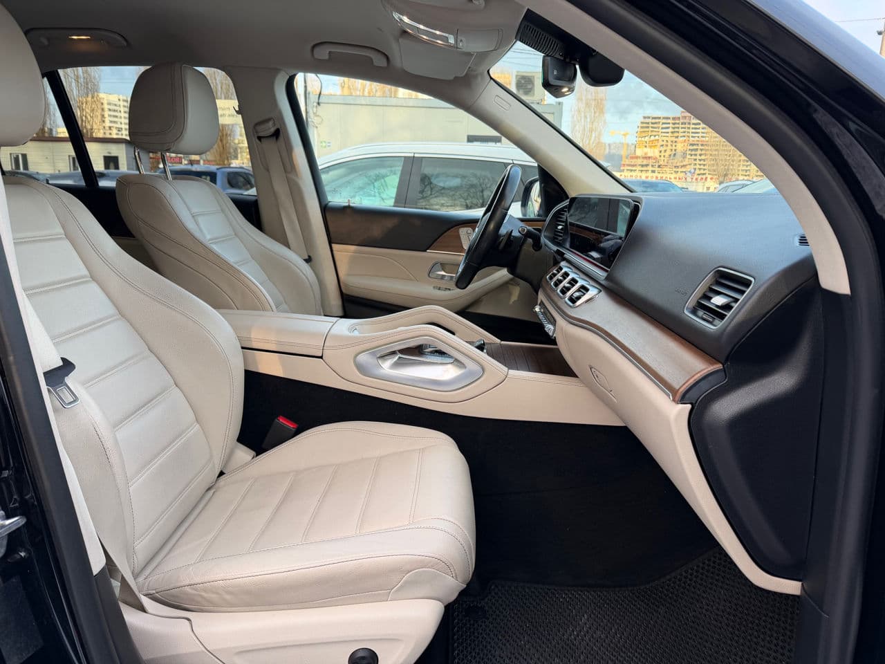 Mercedes GLE 300d 2021 — Миниатюра 15