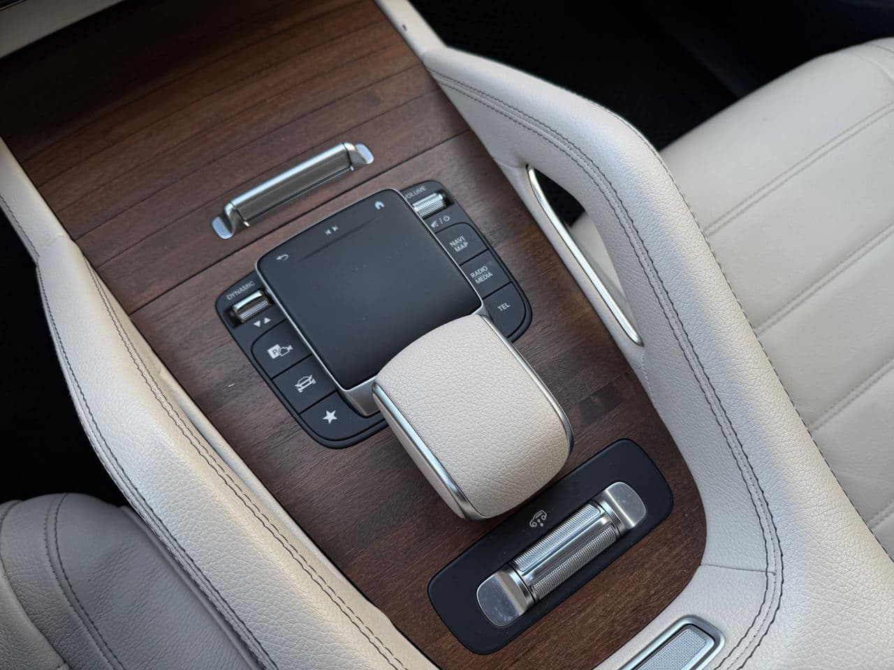 Mercedes GLE 300d 2021 — Миниатюра 14