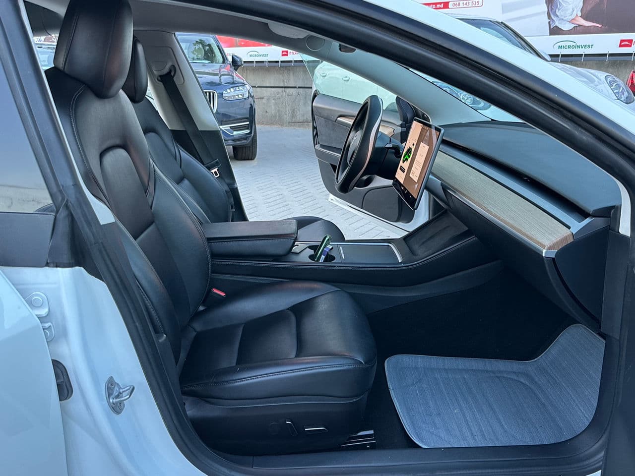 Tesla Model 3 2022 — Миниатюра 15