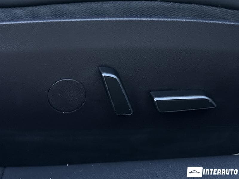 Tesla Model 3 2022 — Миниатюра 18
