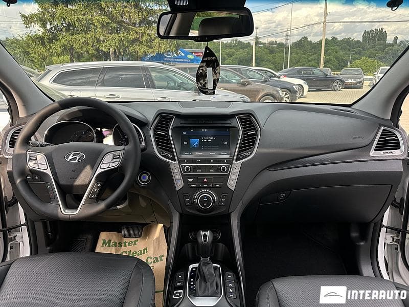 Hyundai Santa Fe 2018 — Миниатюра 6