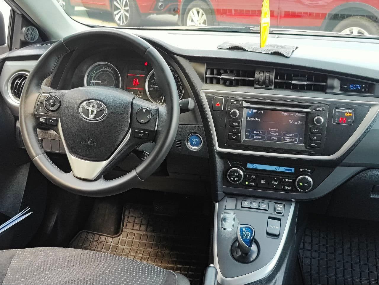 Toyota Auris 2013 — Миниатюра 10