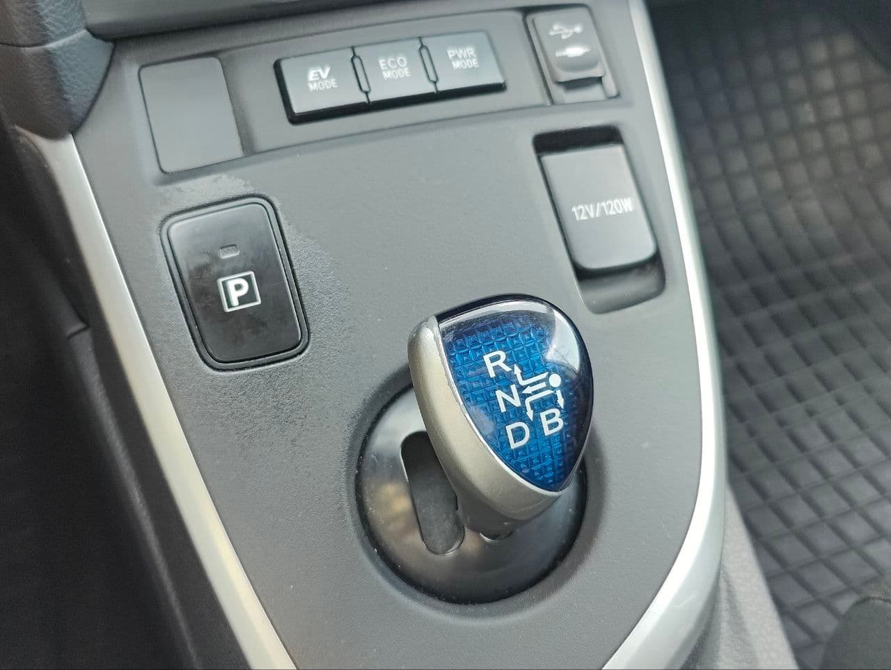Toyota Auris 2013 — Миниатюра 13