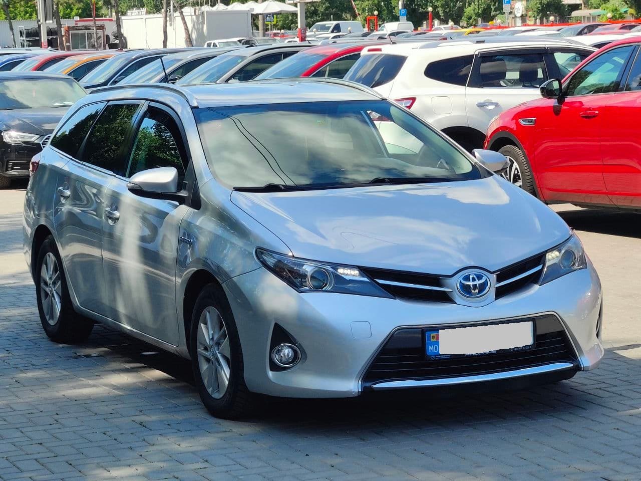 Toyota Auris 2013 — Миниатюра 3