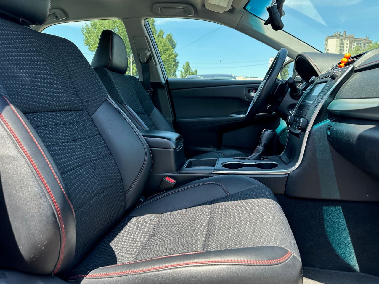 Toyota Camry 2015 — Миниатюра 12
