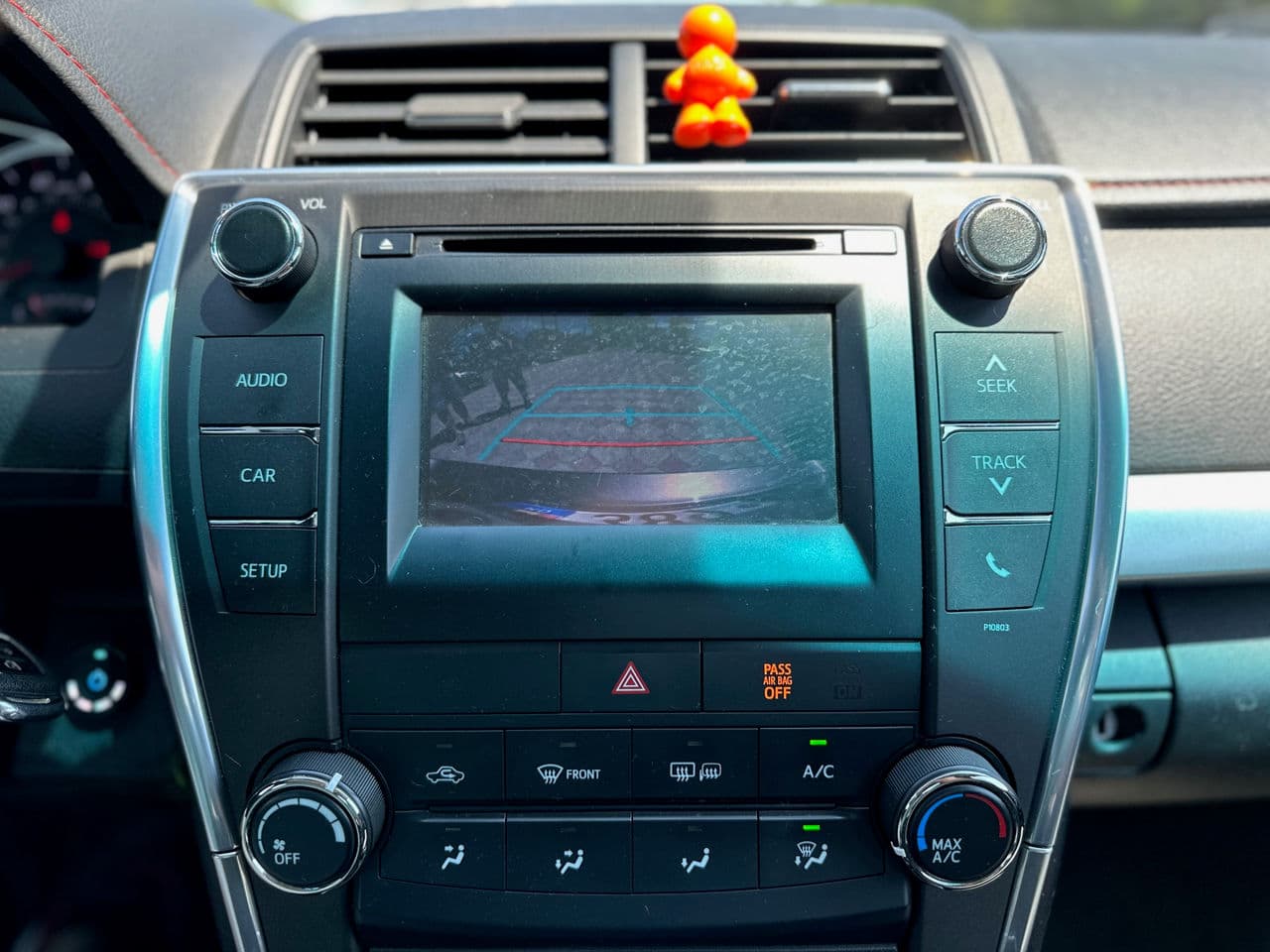 Toyota Camry 2015 — Миниатюра 10