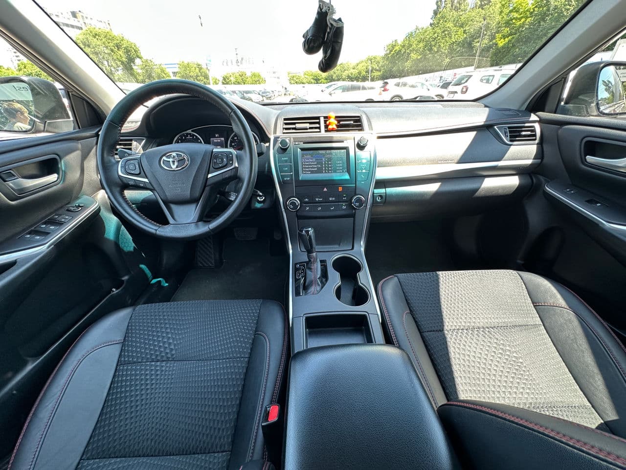Toyota Camry 2015 — Миниатюра 7