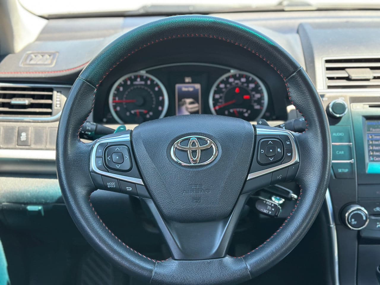 Toyota Camry 2015 — Миниатюра 8