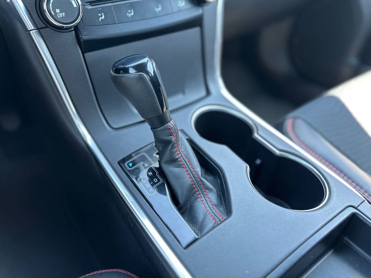 Toyota Camry 2015 — Миниатюра 11