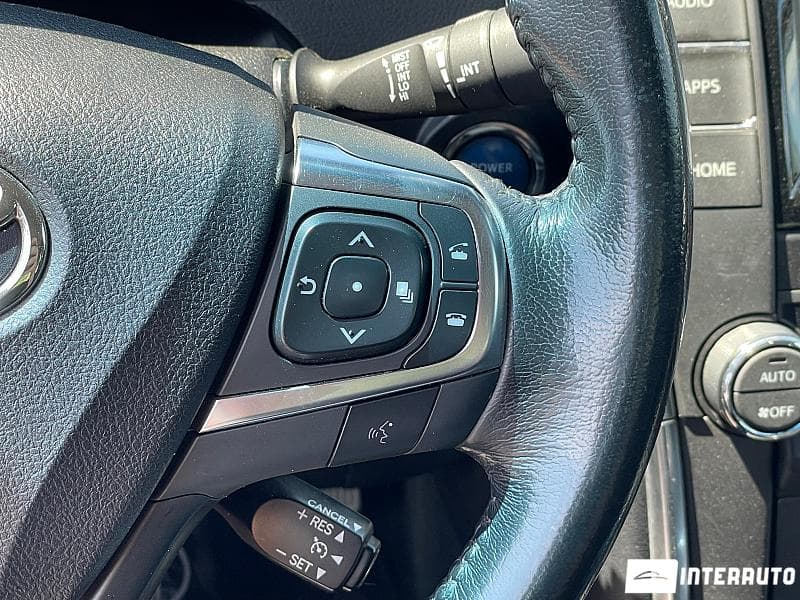 Toyota Camry 2016 — Миниатюра 9