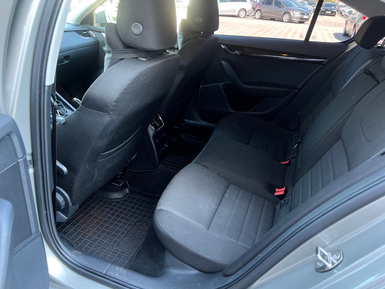Skoda Octavia 2013 — Миниатюра 18