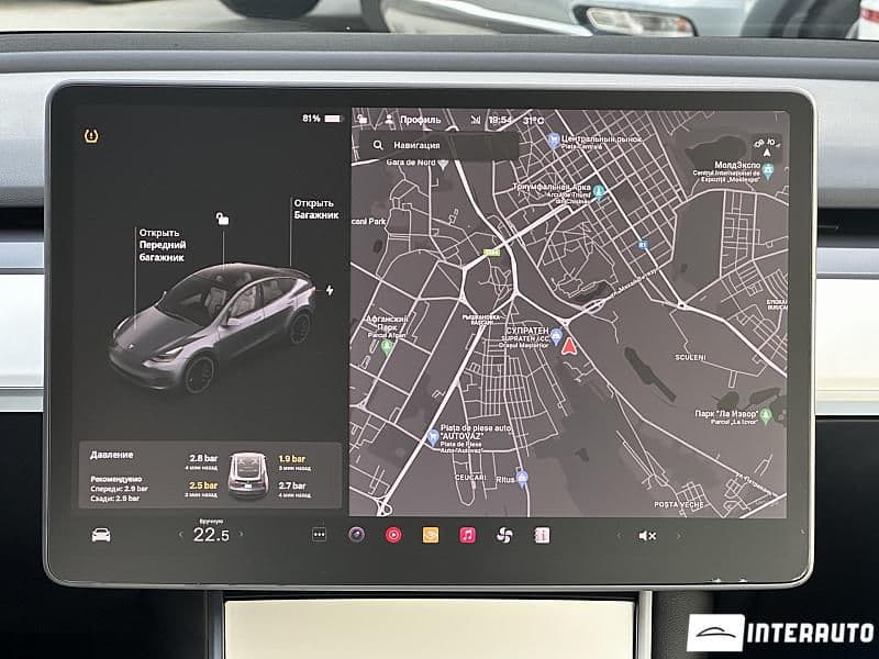 Tesla Model Y 2020 — Миниатюра 10