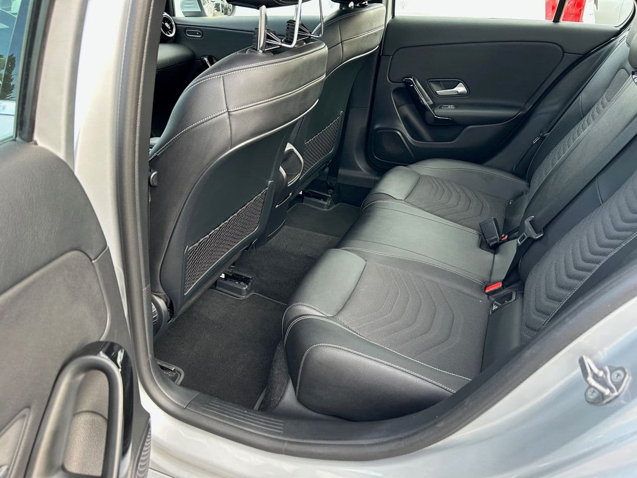 2019 Mercedes A 180 — Miniatură 7
