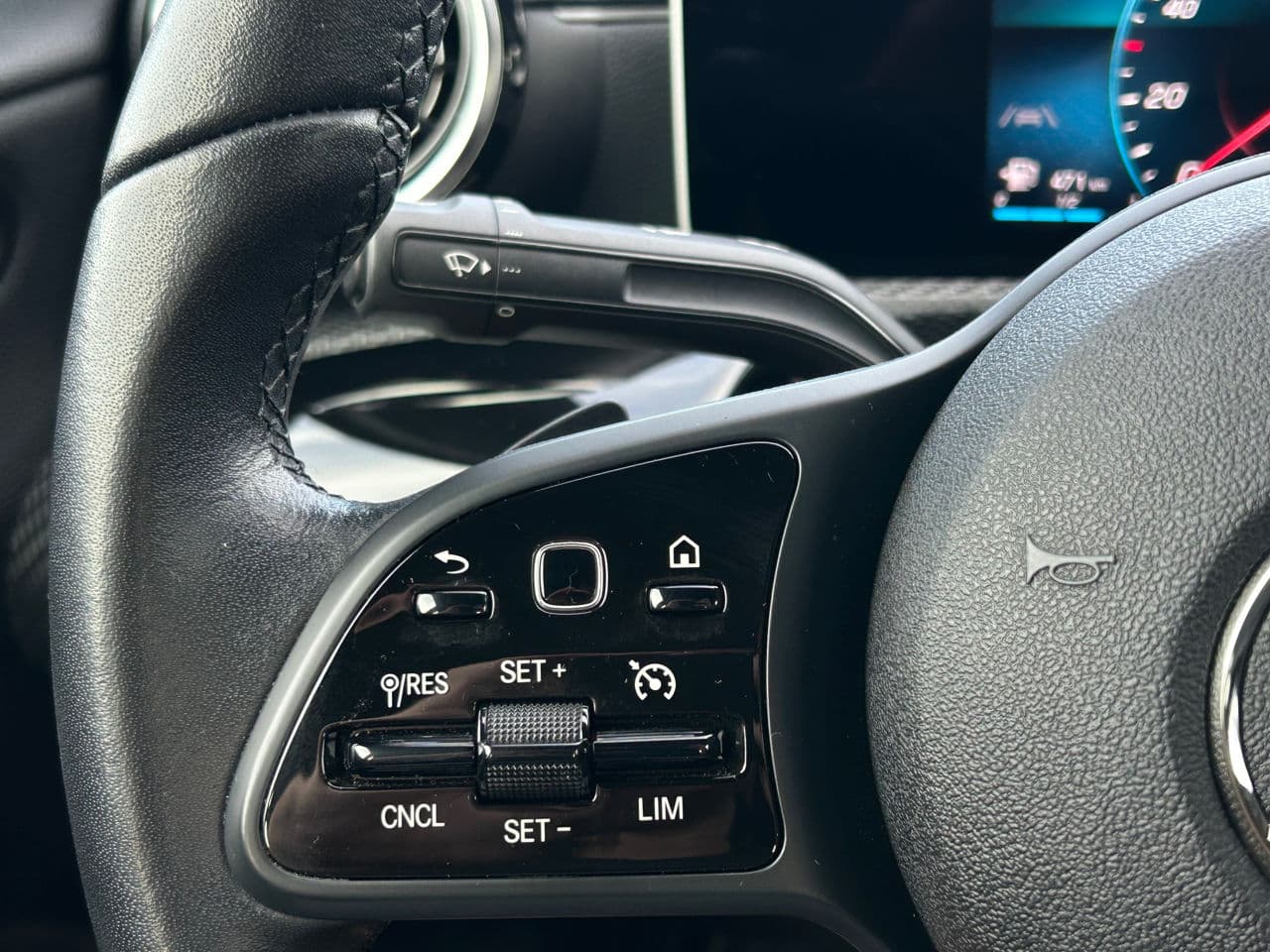 2019 Mercedes A 180 — Miniatură 13