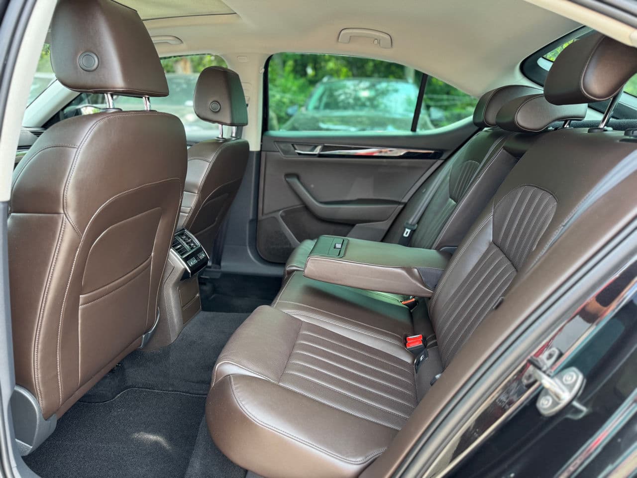 Skoda Superb 2015 — Миниатюра 17
