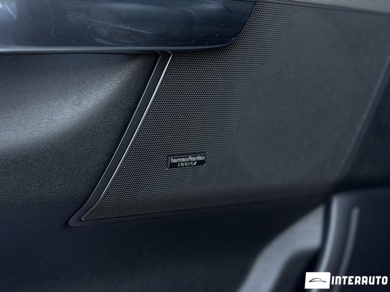Land Rover Range Rover Sport 2011 — Миниатюра 7