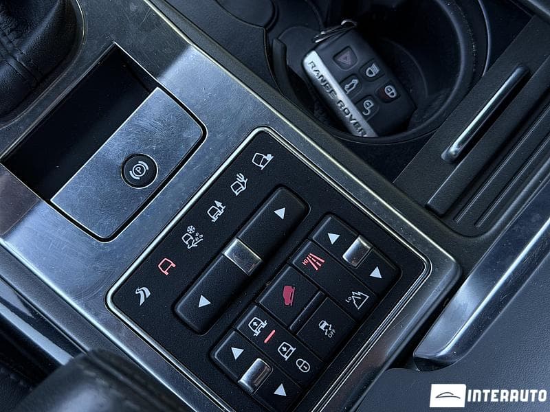 Land Rover Range Rover Sport 2011 — Миниатюра 17