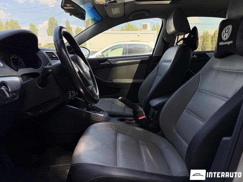 Volkswagen Jetta 2013 — Миниатюра 7