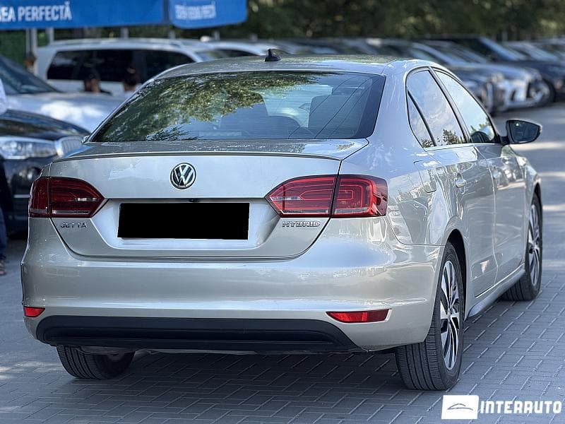 Volkswagen Jetta 2013 — Миниатюра 2