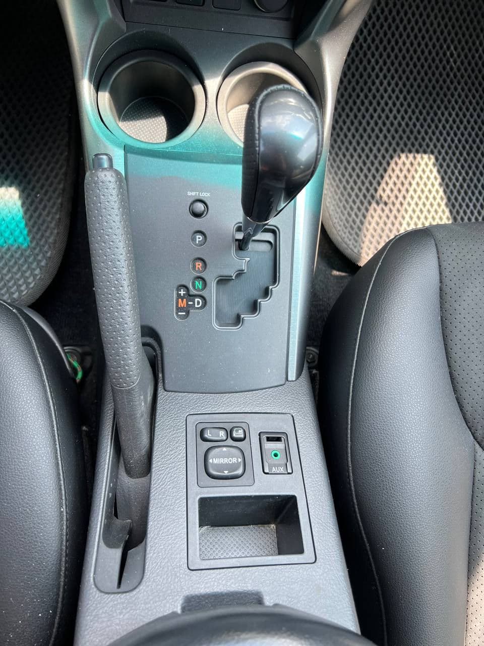 Toyota Rav-4 2011 — Миниатюра 13