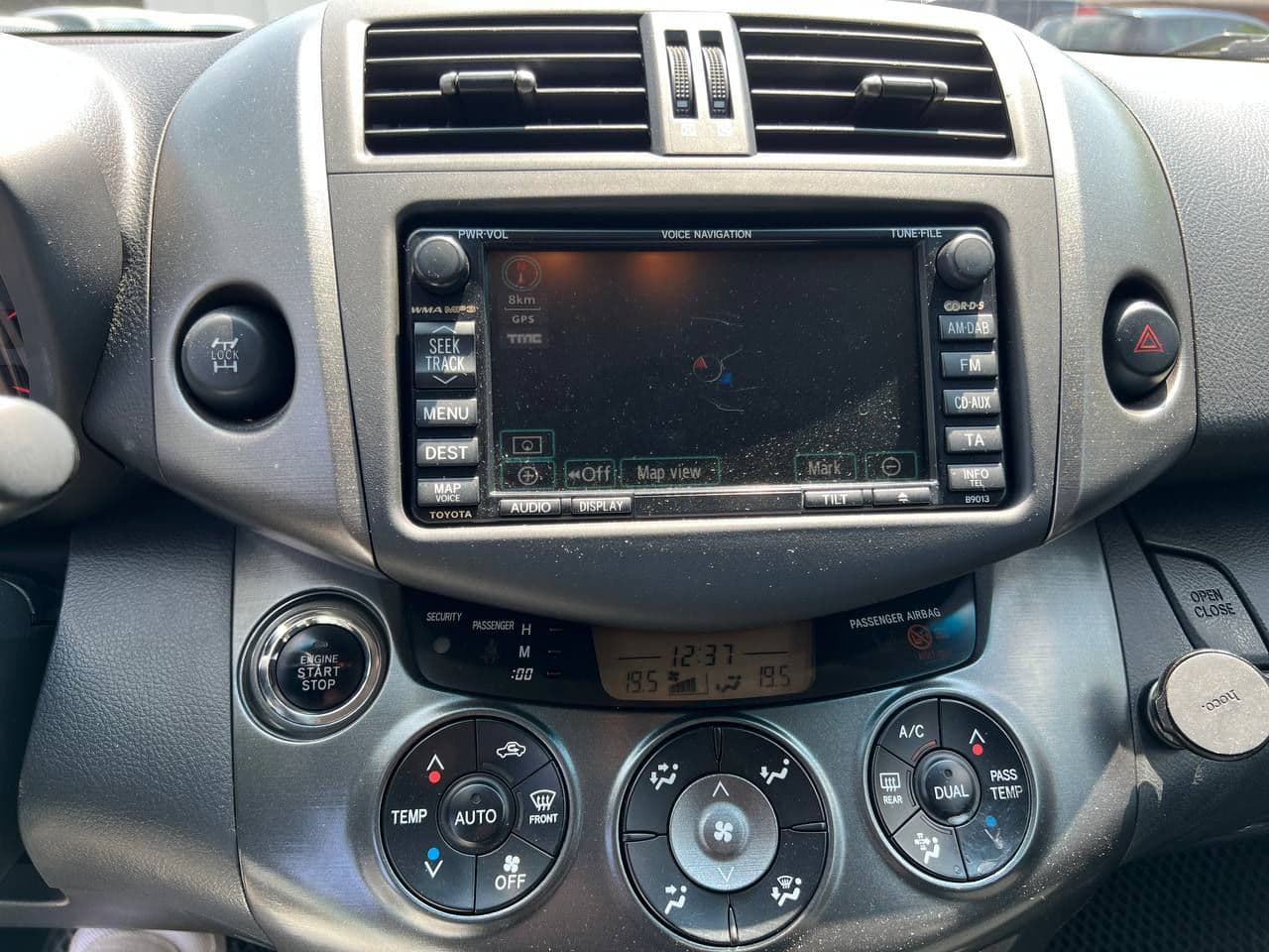 Toyota Rav-4 2011 — Миниатюра 11