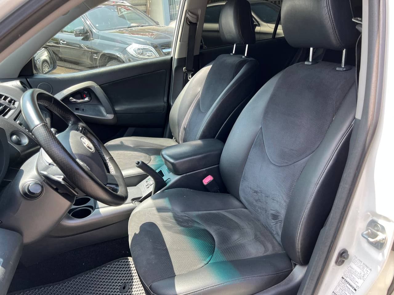 Toyota Rav-4 2011 — Миниатюра 7