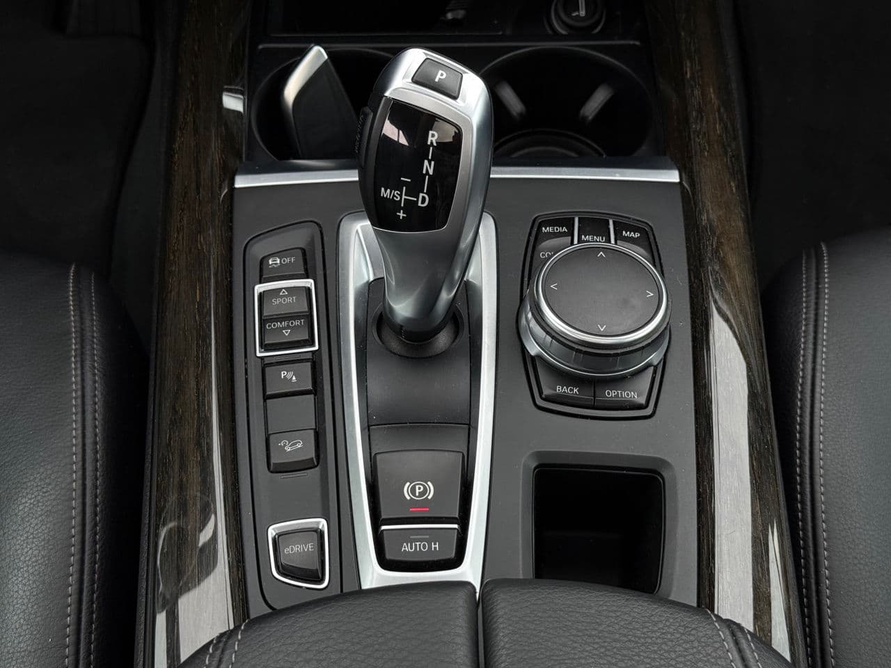 2017 BMW X5 4.0e — Miniatură 19