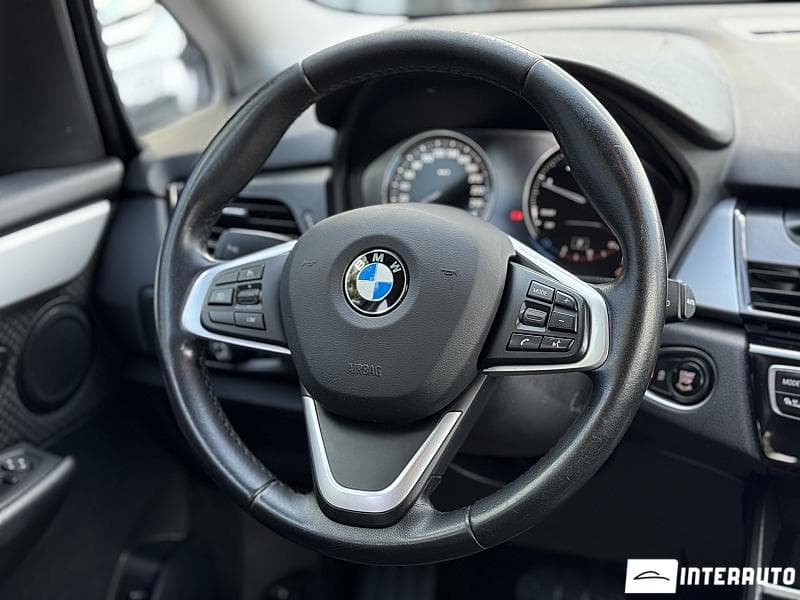 BMW 216d 2018 — Миниатюра 11