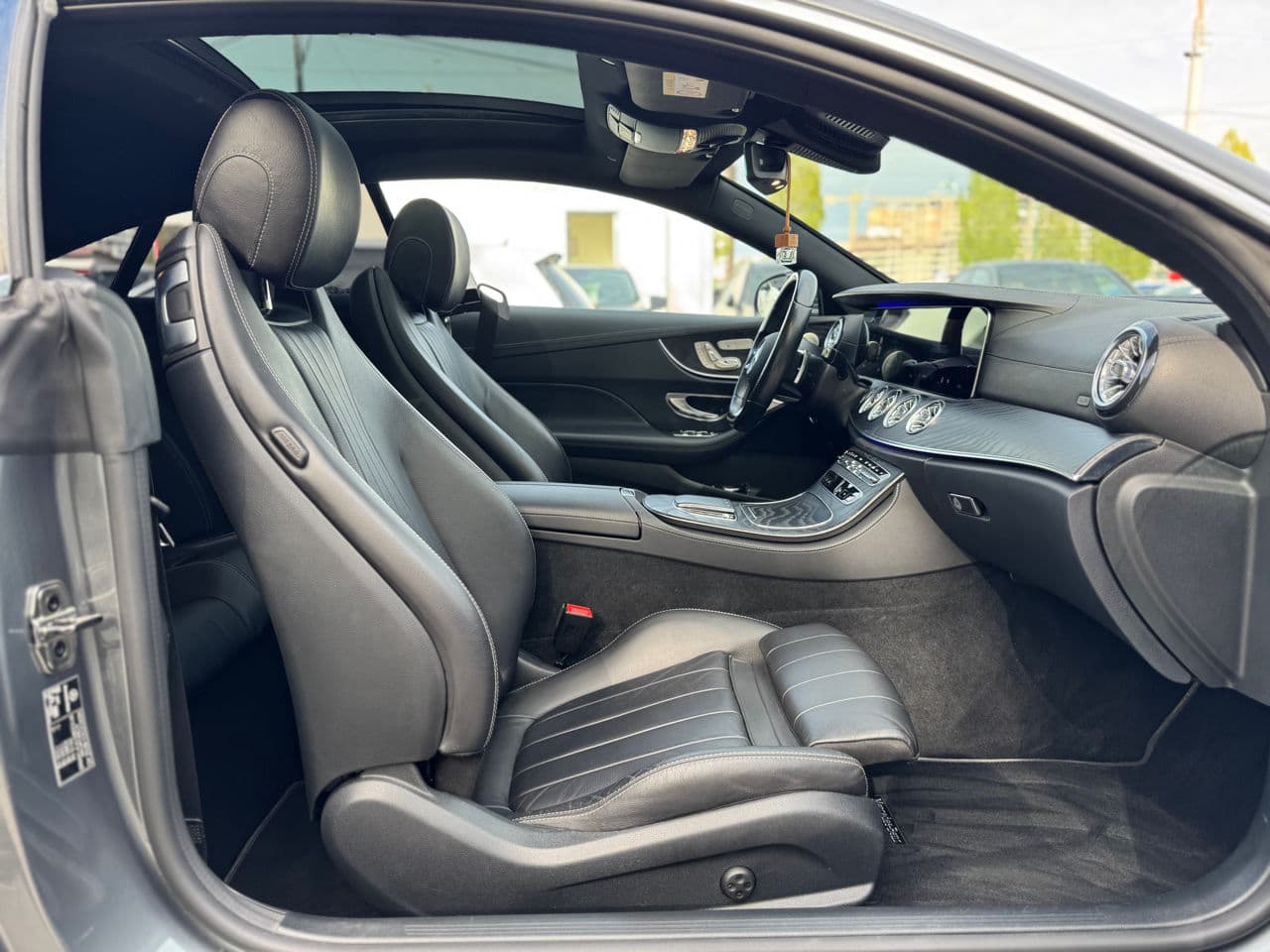 Mercedes E 300 2021 — Миниатюра 19