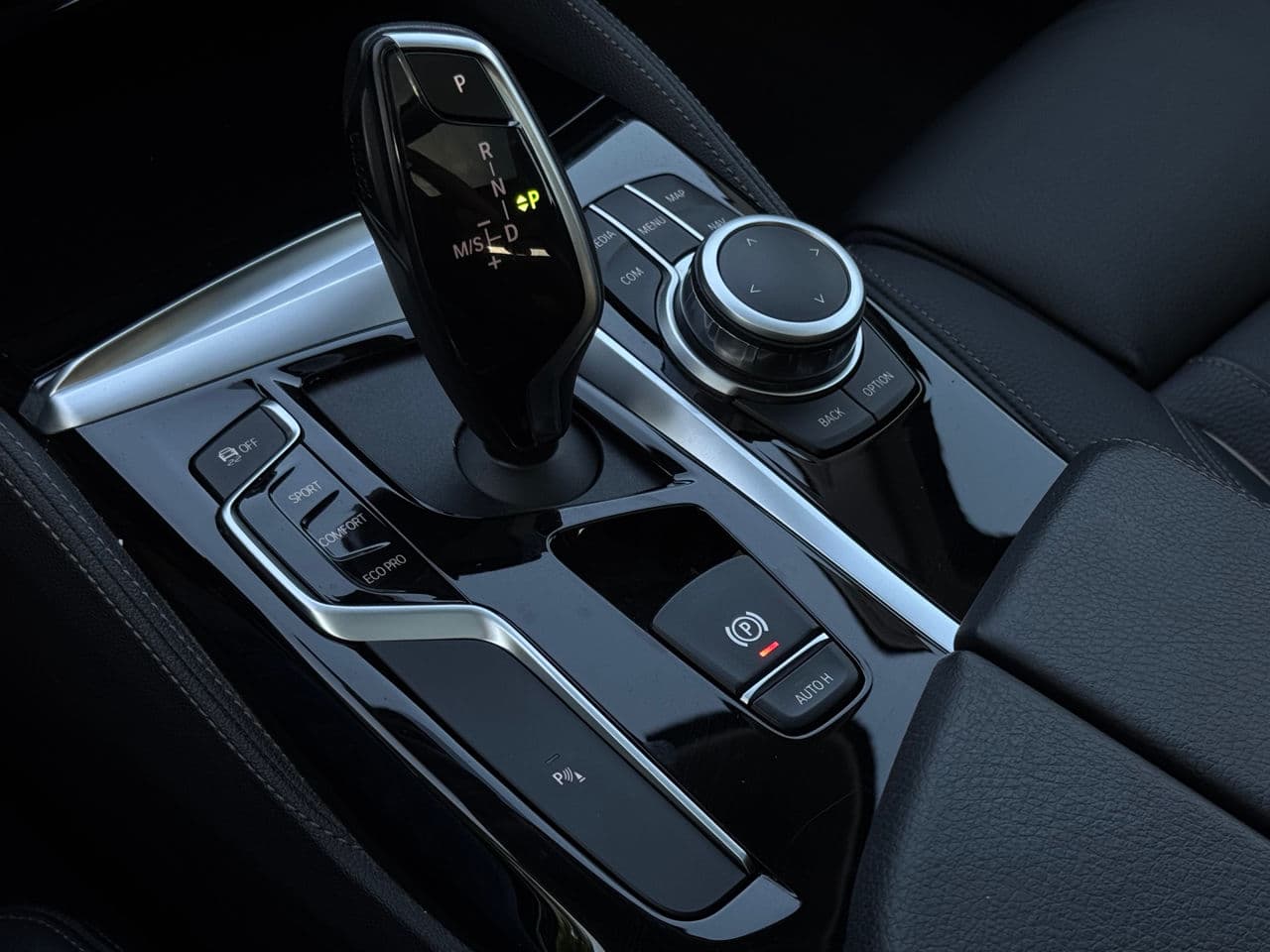 BMW 530 2019 — Миниатюра 12