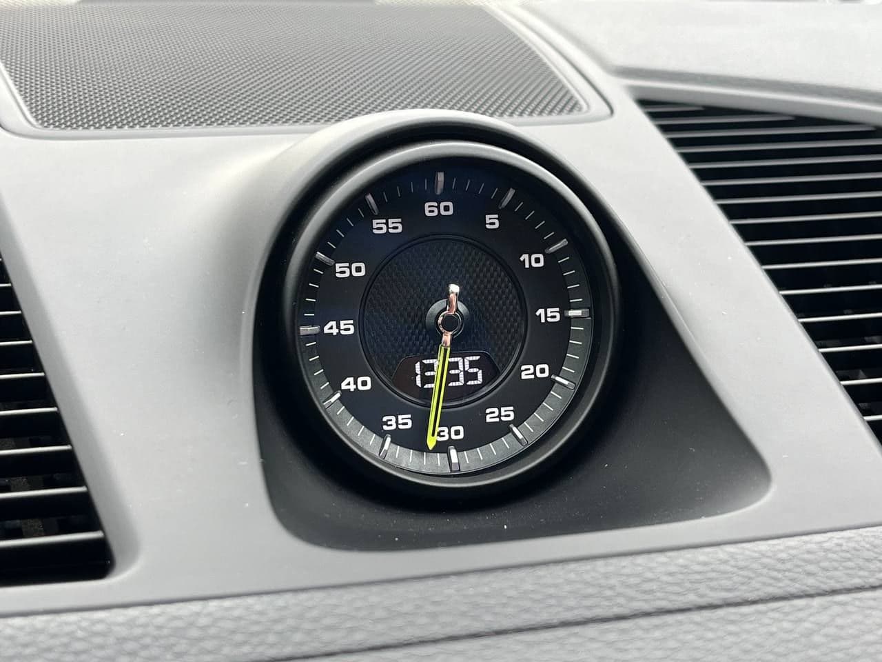 Porsche Cayenne E-Hybrid Coupe 2020 — Миниатюра 9