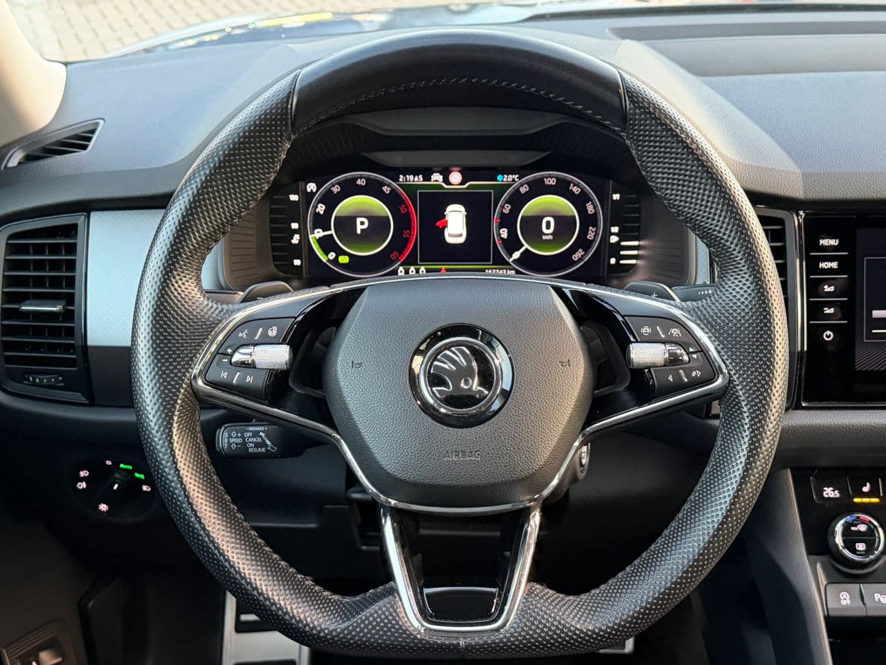 Skoda Kodiaq 2021 — Миниатюра 14