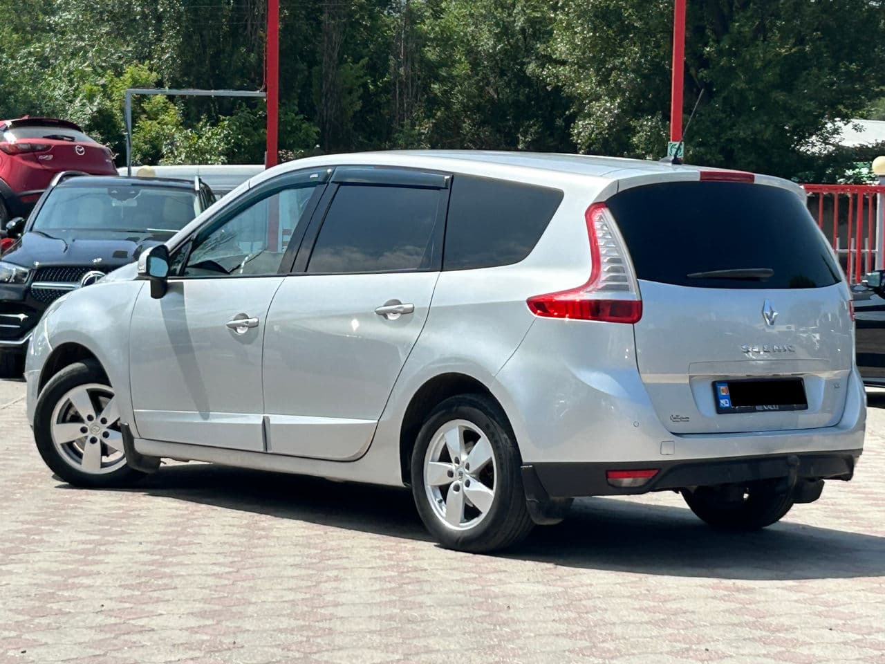 Renault Grand Scenic 2009 — Миниатюра 2