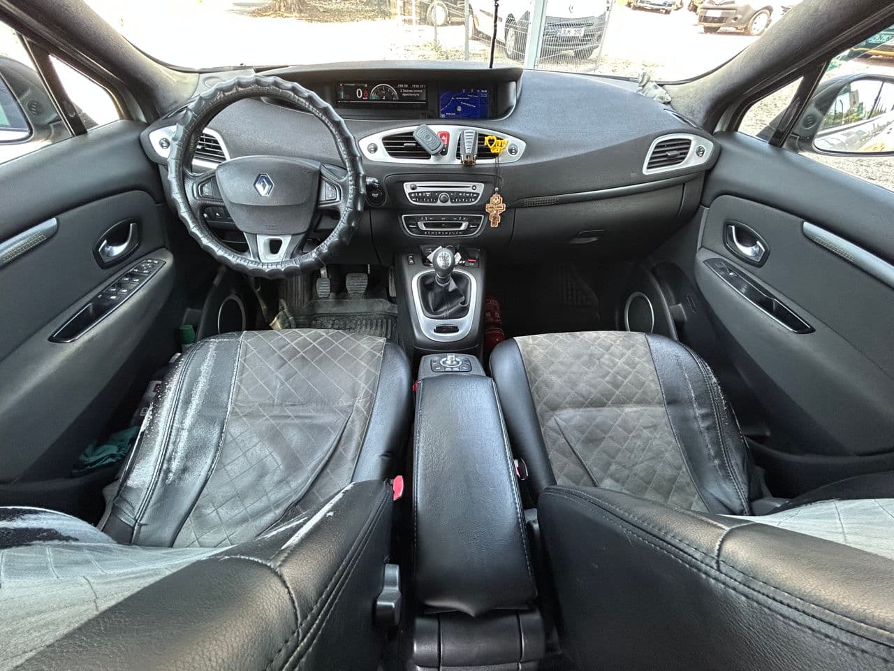 Renault Grand Scenic 2009 — Миниатюра 9