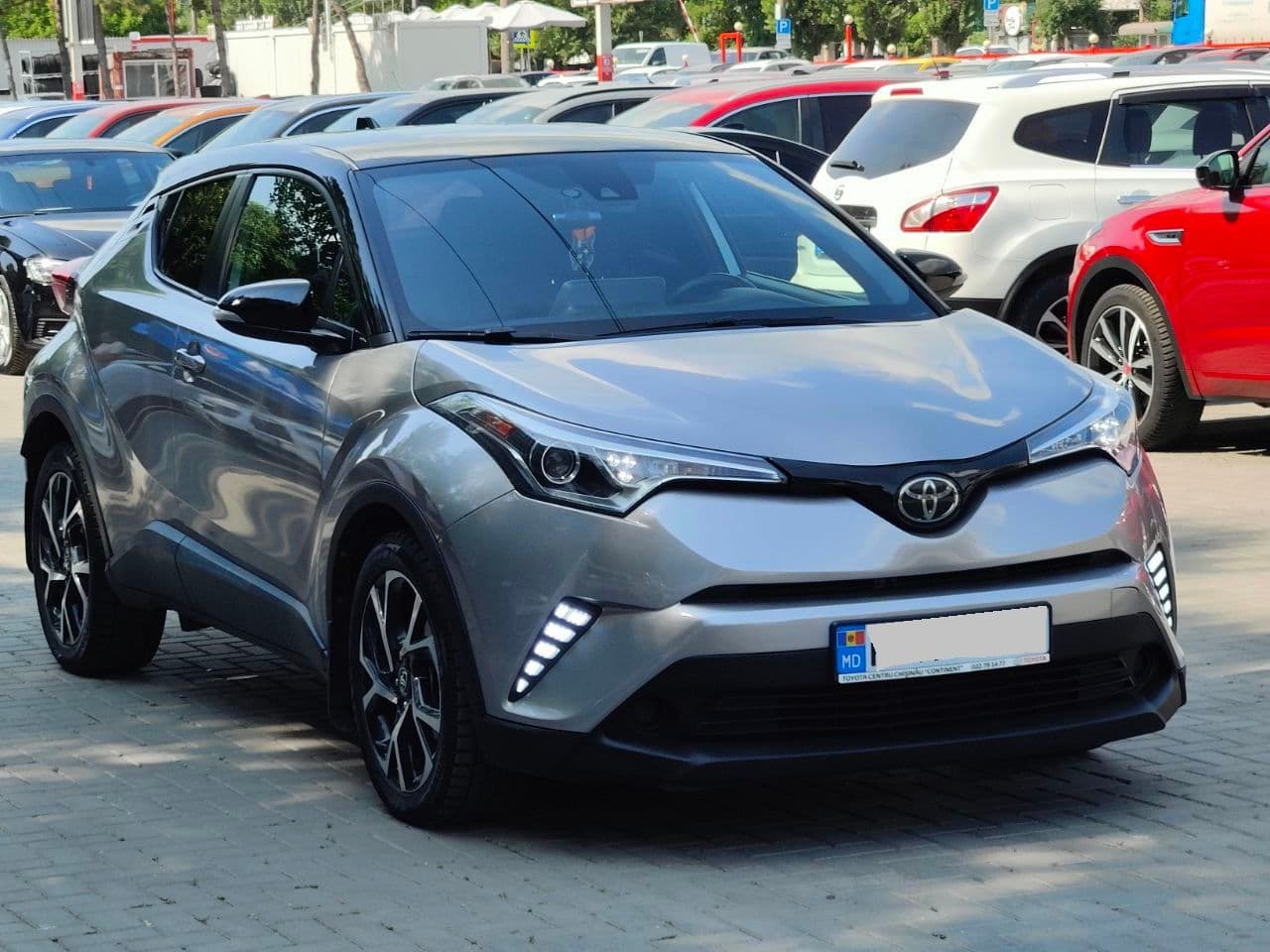 Toyota C-HR 2018 — Миниатюра 3