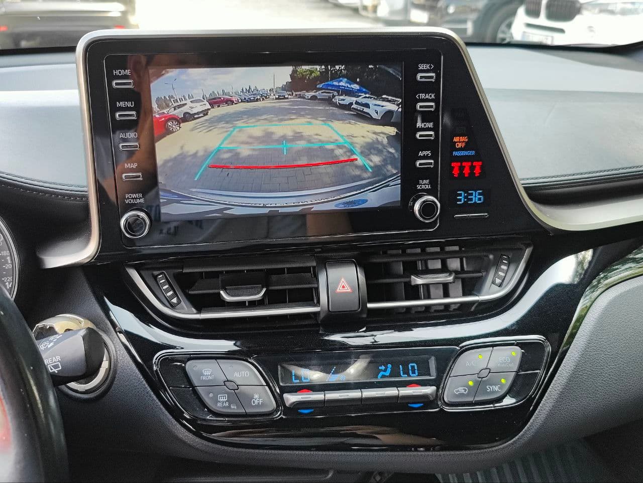 Toyota C-HR 2018 — Миниатюра 12