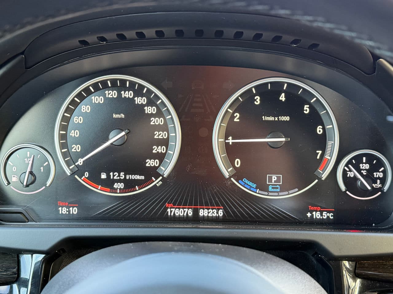 BMW X5 4.0e 2017 — Миниатюра 14