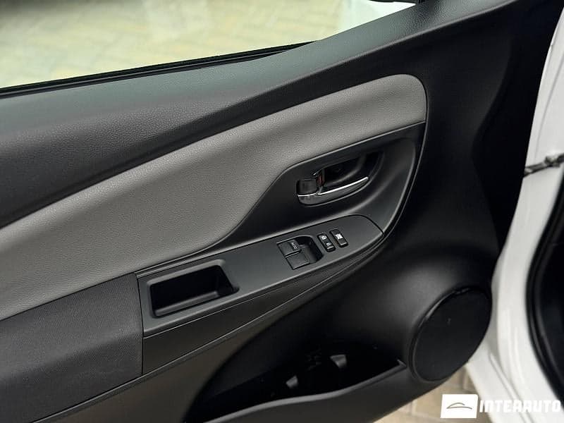 Toyota Yaris 2019 — Миниатюра 18