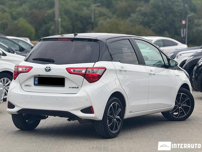 Toyota Yaris 2019 — Миниатюра 3